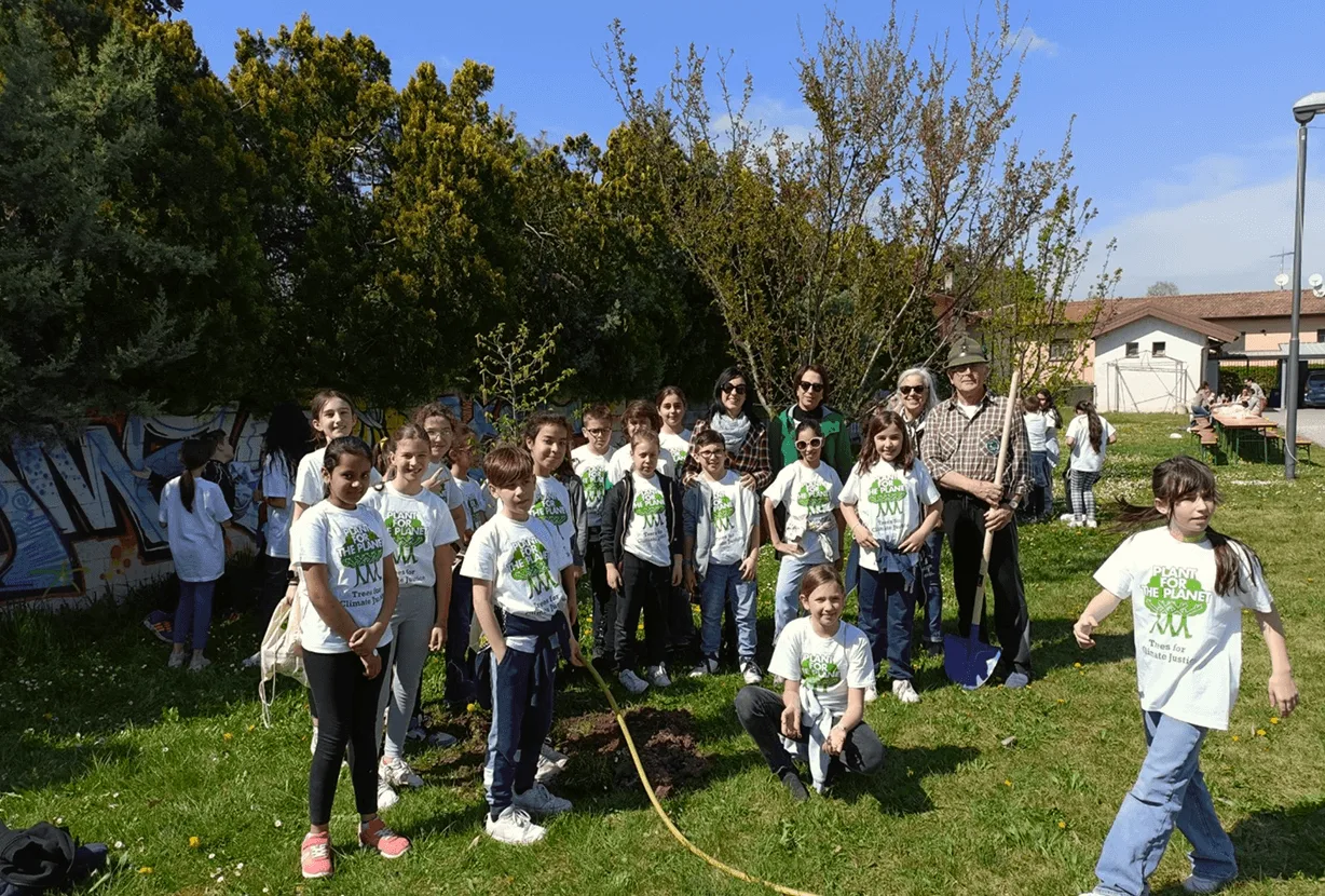 International family-Italy by Plant for the Planet