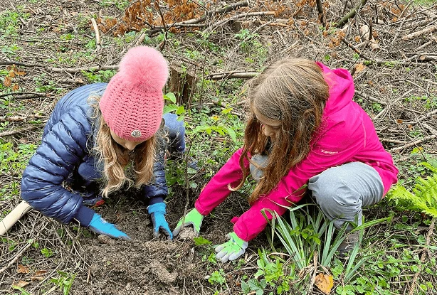 International family-Switzerland by Plant for the Planet
